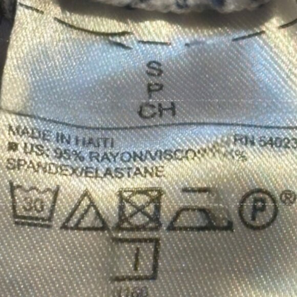 Old Navy Women's Black & White Striped Relaxed Short Sleeve T-Shirt Size Small - Picture 4 of 5